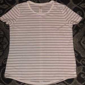 Calia by Carrie Underwood everyday shirt